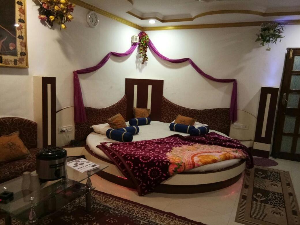 Hotel Prateek Pachmarhi Pachmarhī 外观 照片